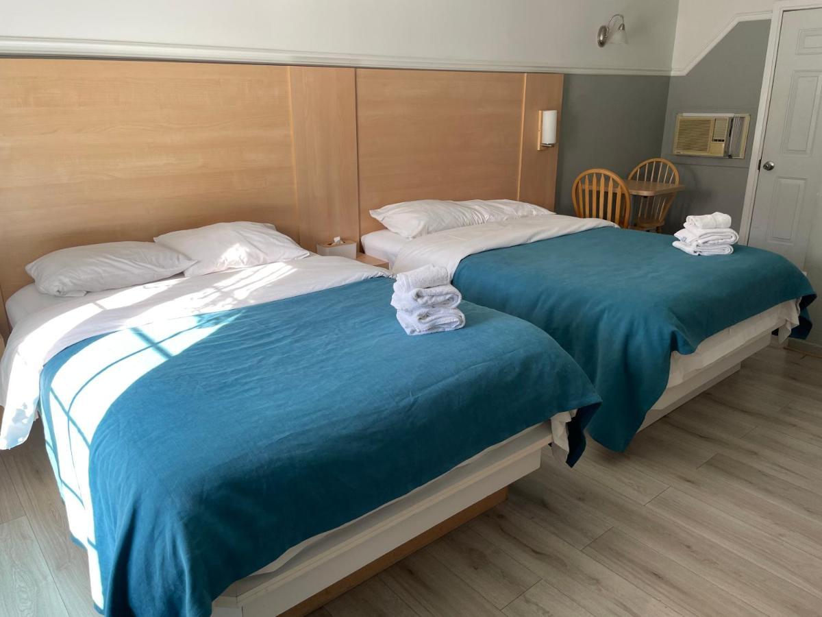Motel Au P'Tit Sapin Mirabel Eksteriør billede
